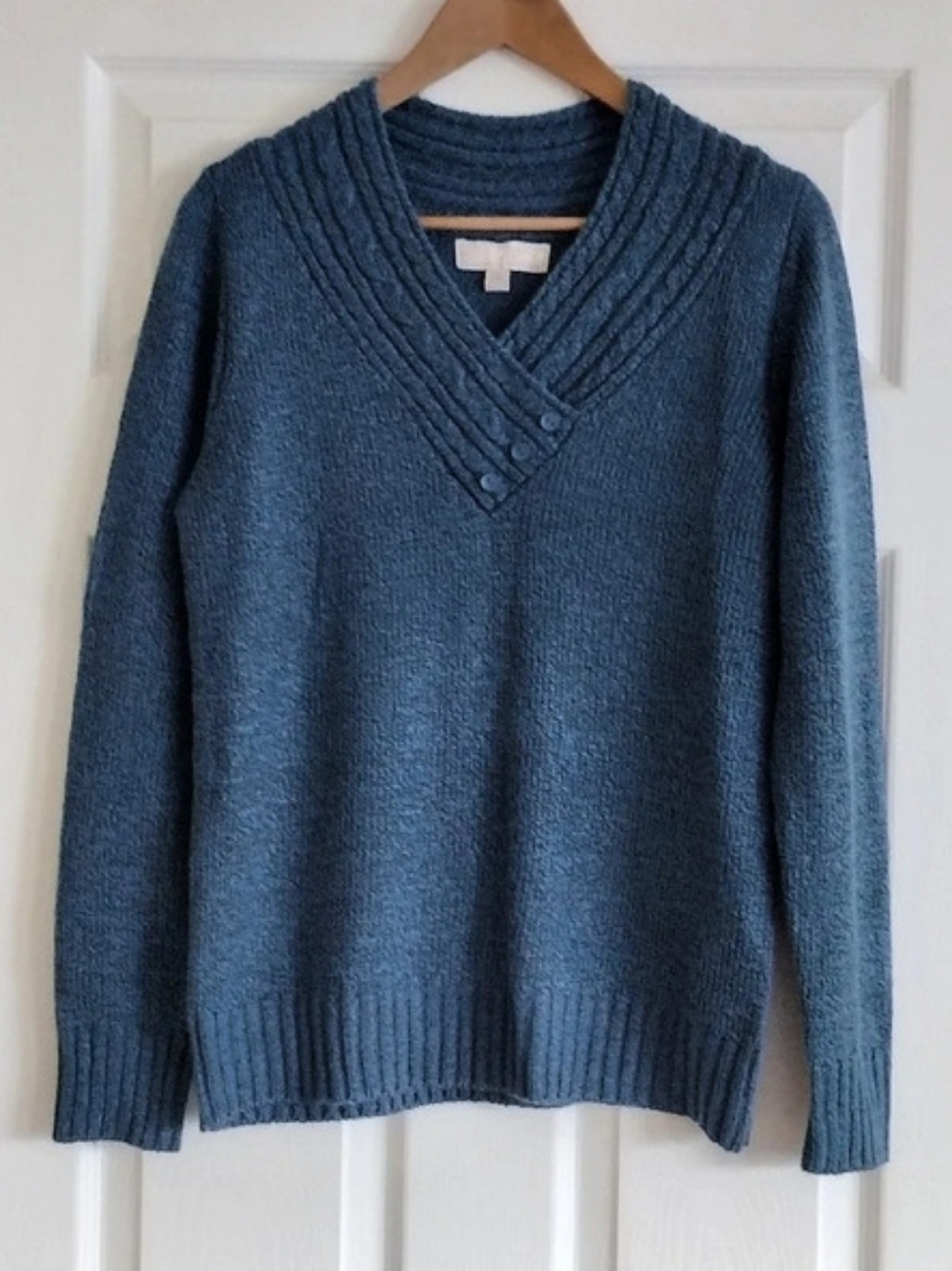 Women's Blue V-Neck Long Sleeves Sweater Size Large Like New